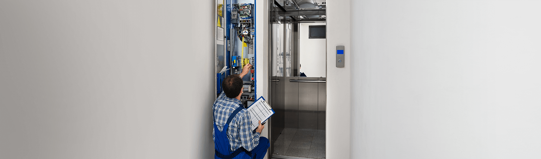 os-elevadores-precisam-de-modernização-técnica