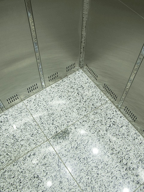 galeira-elevador-passageiros-piso